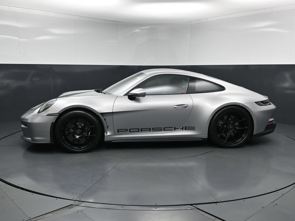 Certified 2024 Porsche 911 GT3 RS RWD image 2