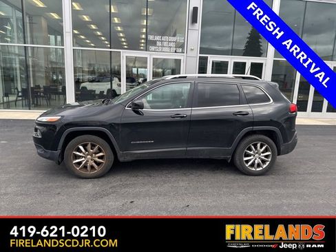 Used 2018 Jeep Cherokee Limited image 6