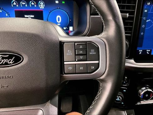 Used 2025 Ford F150 Lariat AWD/4WD image 28