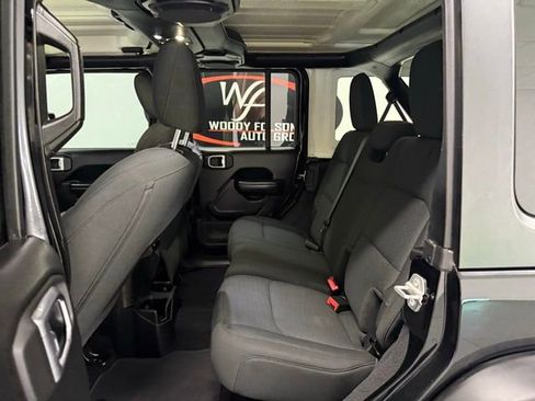 Used 2021 Jeep Wrangler Unlimited Sport image 14