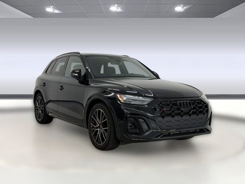 Used 2024 Audi SQ5 Prestige AWD/4WD image 7