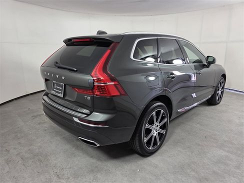 Used 2021 Volvo XC60 T5 Inscription w/ Protection Package Premier image 4