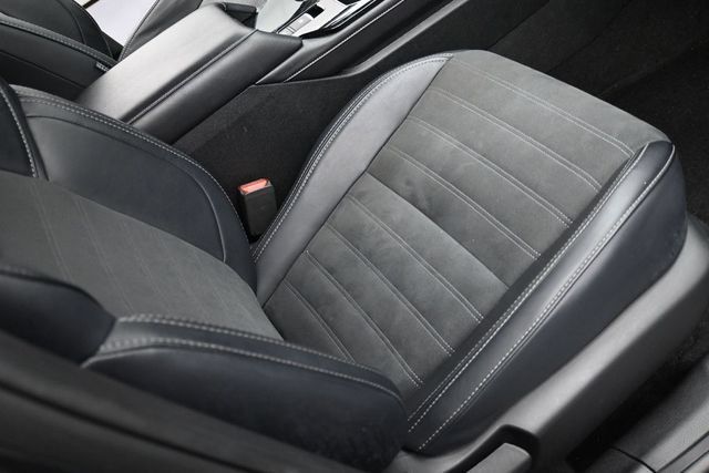 Used 2025 Mitsubishi Outlander SE FWD image 31