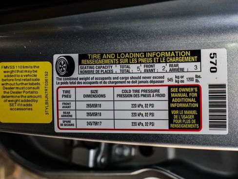 Used 2024 Toyota Tacoma TRD Off-Road image 45