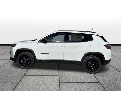 New 2026 Jeep Compass Latitude image 2