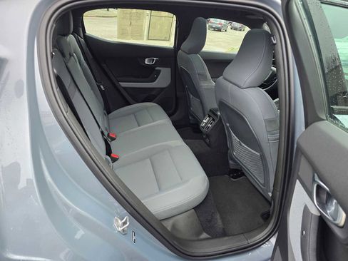 Used 2022 Polestar Polestar 2 w/ Plus Package image 12