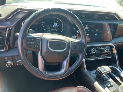 Used 2025 GMC Sierra 1500 Denali Ultimate AWD/4WD image 39
