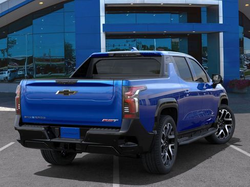 New 2025 Chevrolet Silverado EV RST image 4