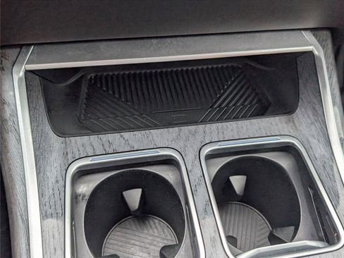 Used 2023 BMW 760i xDrive w/ Parking Assistance Package image 31