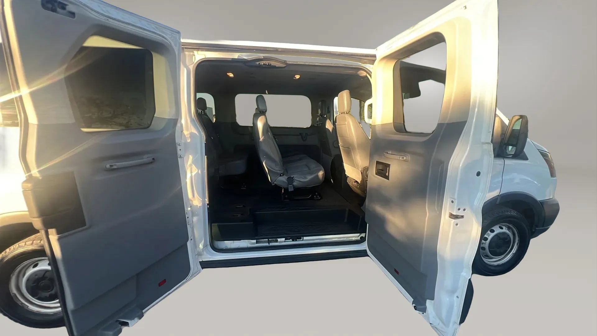 Used 2019 Ford Transit 350 XL RWD image 22