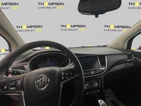 Used 2021 Buick Encore Preferred image 10