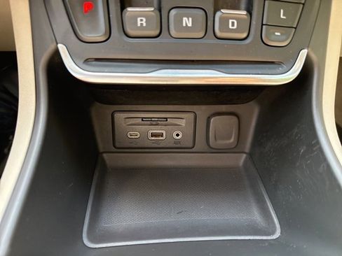 Used 2018 GMC Terrain Denali w/ Advanced Safety Package image 22