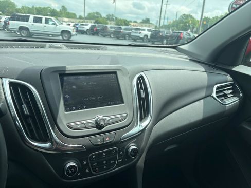 Used 2024 Chevrolet Equinox LT w/ LPO, Floor Liner Package FWD image 14