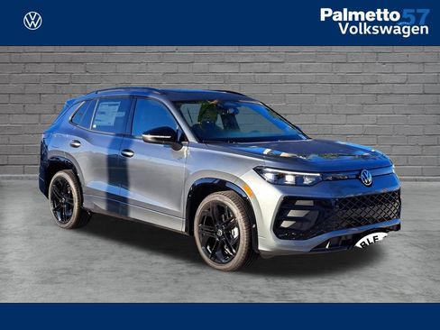 New 2026 Volkswagen Tiguan SE R-Line FWD image 1