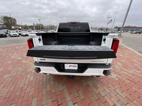 Used 2021 GMC Sierra 1500 Denali w/ Denali Ultimate Package image 32