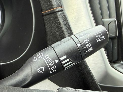 Used 2018 GMC Terrain SLE image 28