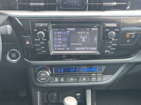 Used 2016 Toyota Corolla S FWD image 25