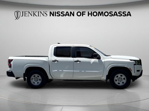 Used 2022 Nissan Frontier S w/ Technology Package RWD image 6