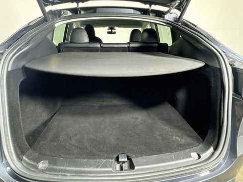 Used 2023 Tesla Model Y Long Range image 28