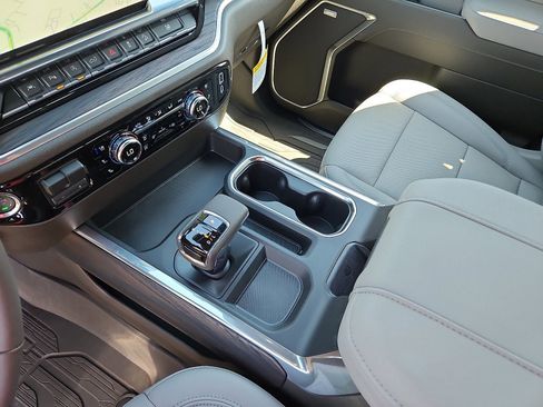New 2026 GMC Sierra 1500 SLT AWD/4WD image 20