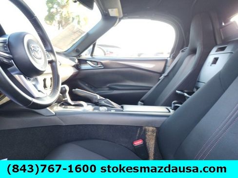 Used 2018 MAZDA MX-5 Miata Club image 16