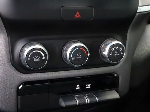 Used 2024 RAM 1500 Big Horn image 28