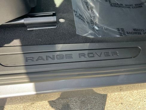 Used 2023 Land Rover Range Rover Evoque S image 27