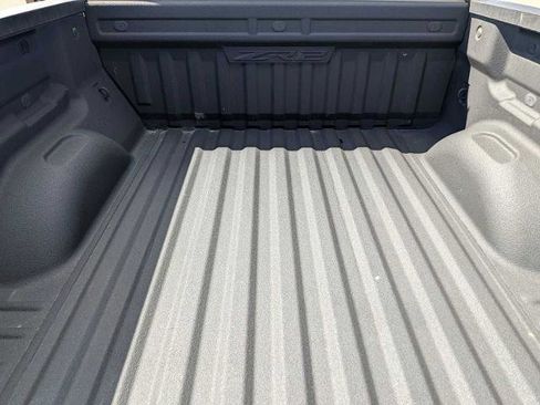 Used 2022 Chevrolet Colorado ZR2 AWD/4WD image 30