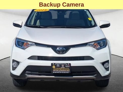 Used 2018 Toyota RAV4 XLE AWD/4WD image 11