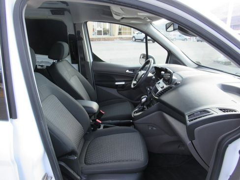 Used 2020 Ford Transit Connect XLT image 12