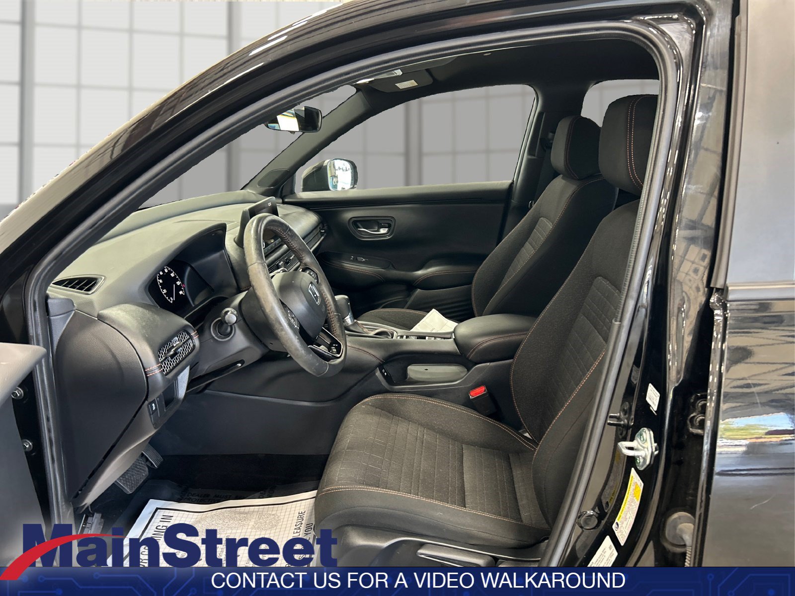 Used 2024 Honda HR-V Sport image 9