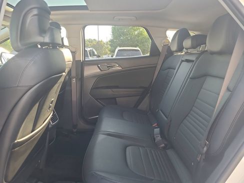 Used 2025 Kia Sportage SX Prestige AWD/4WD image 10