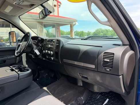 Used 2013 GMC Sierra 2500 SLE w/ Convenience Package AWD/4WD image 21