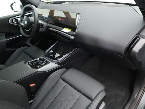 New 2026 BMW X3 xDrive30 w/ Premium Package image 18