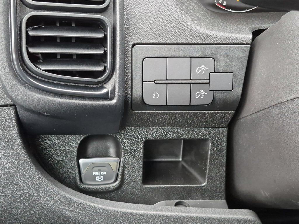 New 2027 RAM ProMaster 2500 w/ Convenience Group FWD image 18