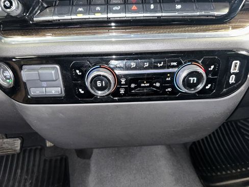 Certified 2025 Chevrolet Silverado 1500 LT image 16