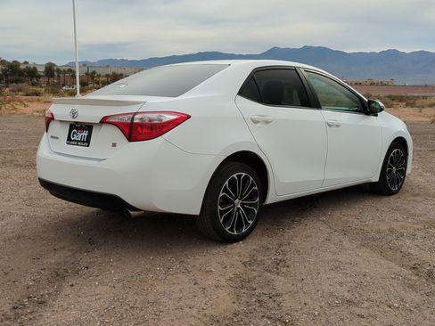 Used 2015 Toyota Corolla S image 3