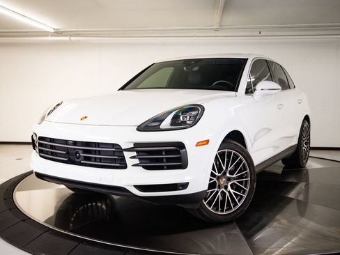 Certified 2023 Porsche Cayenne AWD/4WD image 1