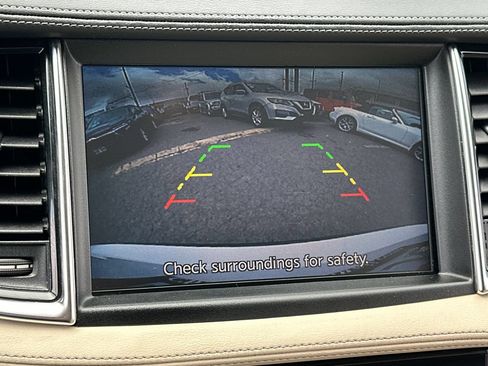 Used 2019 INFINITI QX50 Luxe w/ Cargo Package FWD image 17