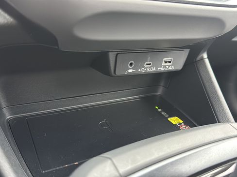 Certified 2025 Subaru Crosstrek 2.5i Limited image 37