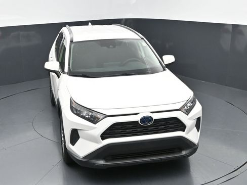 Used 2020 Toyota RAV4 LE w/ All Weather Liner Package AWD/4WD image 34