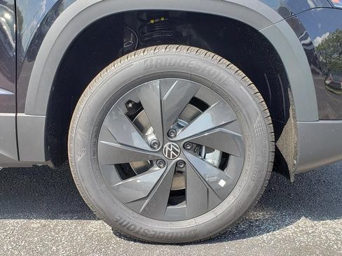 New 2026 Volkswagen Taos S FWD image 12