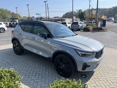 New 2026 Volvo XC40 B5 Ultra w/ Protection Package Premier AWD/4WD image 6