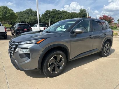 Used 2024 Nissan Rogue SV