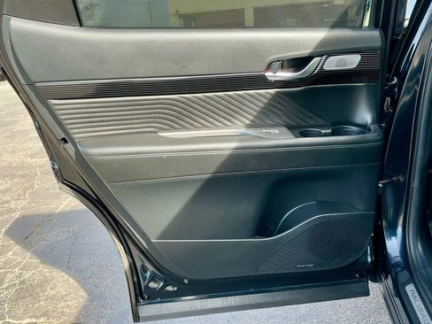 Used 2024 Hyundai Palisade Calligraphy image 30