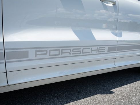 Used 2024 Porsche Cayenne S AWD/4WD image 14