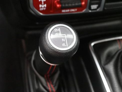 Used 2022 Jeep Gladiator Rubicon AWD/4WD image 27