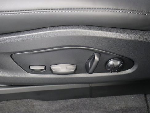 Used 2024 Porsche Macan 4 Electric image 23