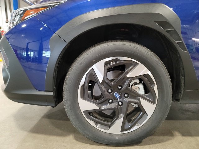Used 2026 Subaru Crosstrek 2.5i Limited w/ Crosstrek Mirror Package AWD/4WD image 4