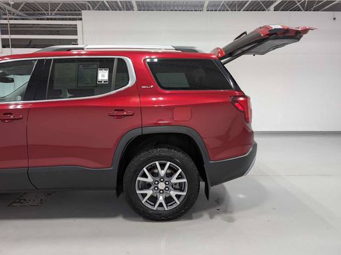 Certified 2023 GMC Acadia SLT AWD/4WD image 11